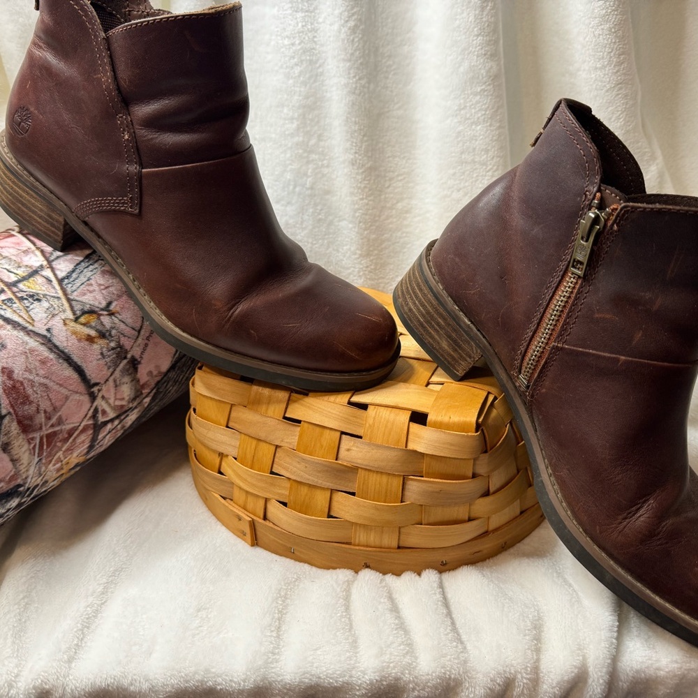 Timberland Brown Leather Ankle Boots - Picture 3 of 4